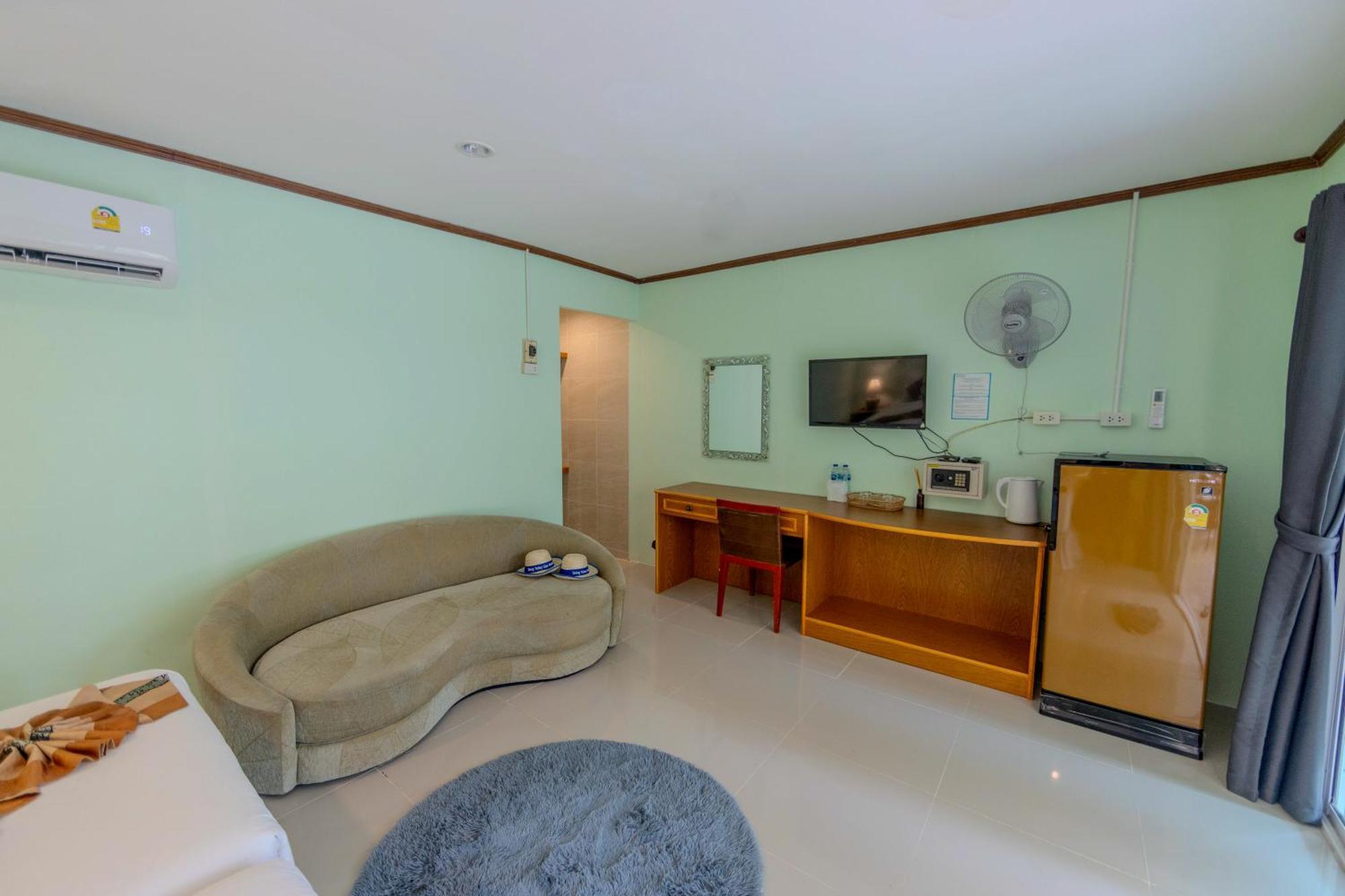 Dong Talay Lipe Beach Resort Exterior photo