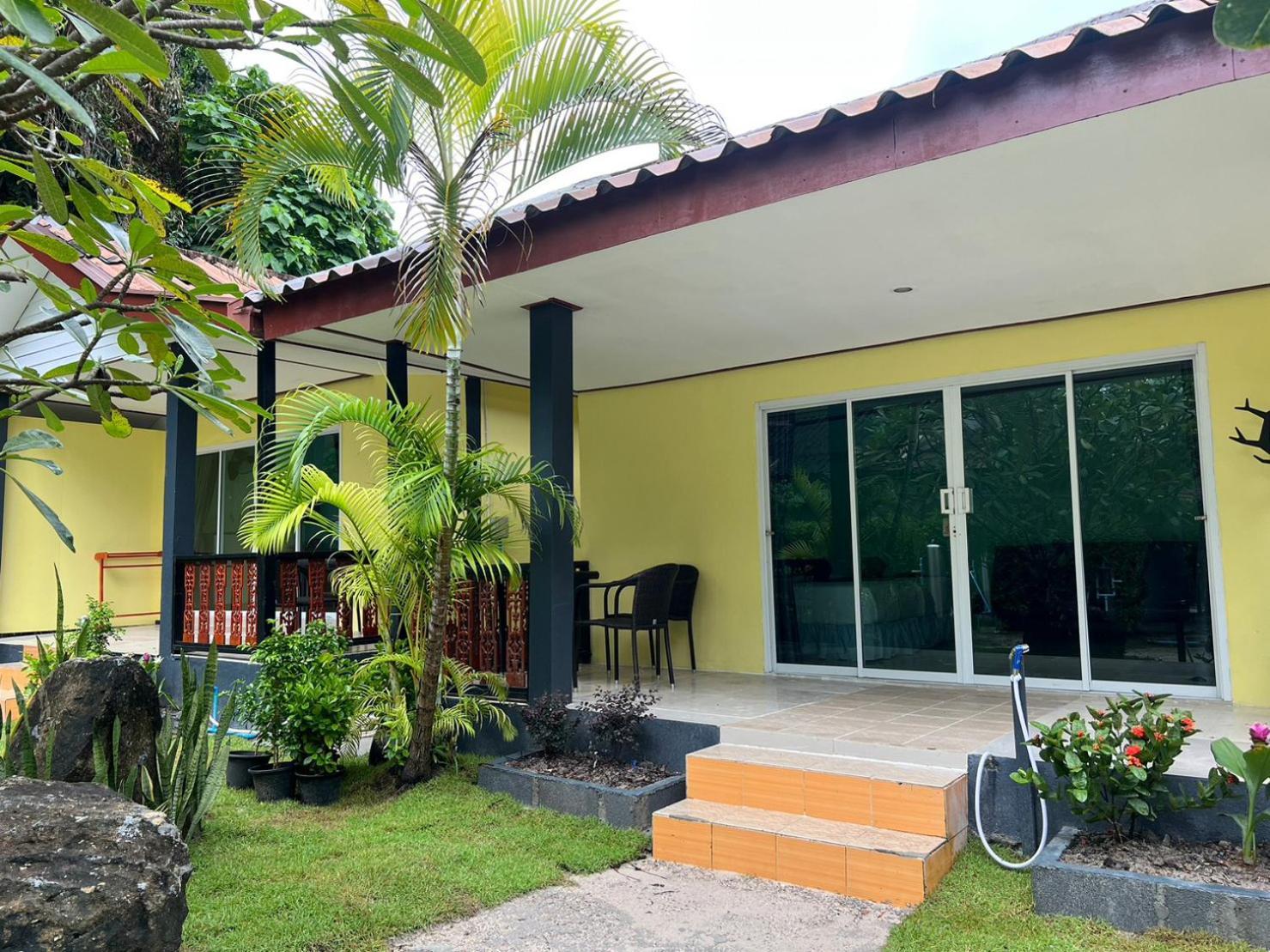 Dong Talay Lipe Beach Resort Exterior photo