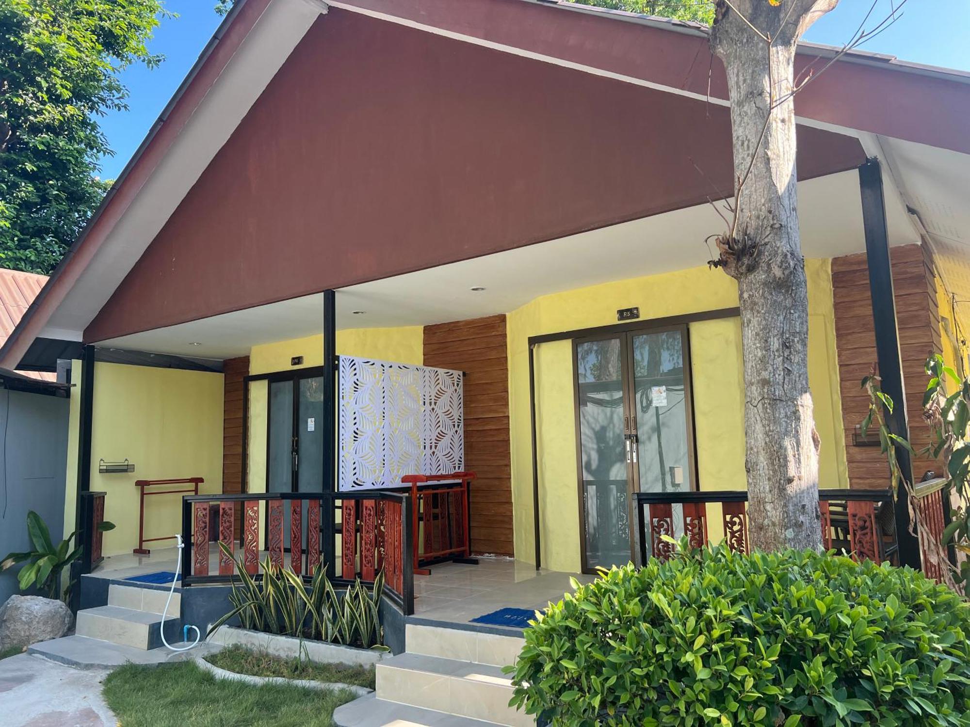Dong Talay Lipe Beach Resort Exterior photo
