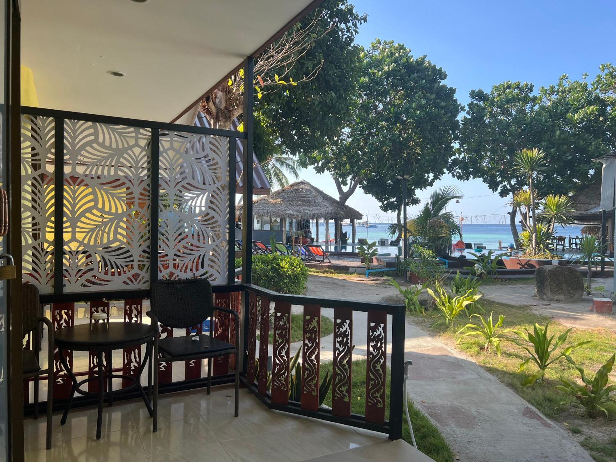 Dong Talay Lipe Beach Resort Exterior photo